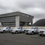 Viaturas da Polícia Civil do DF em frente à Câmara Legislativa, denunciando falhas na Previdência.
