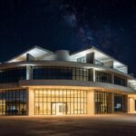 Fachada noturna do Terraço Shopping em Brasília, com luzes acesas, representando retorno do Projeto Na Sua Hora para serviços públicos.