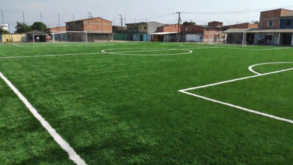 Campos sintéticos reformados em Taguatinga e Samambaia, no Distrito Federal