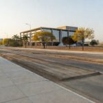 Travessia de pedestres negligenciada em avenida de Brasília