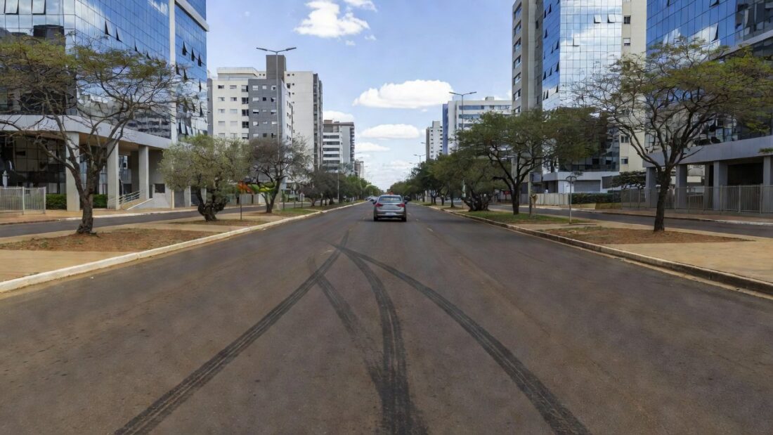 Rua em Águas Claras após atropelamento e fuga do motorista