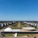 Congresso Nacional em Brasília com céu sem drones durante restrições de voo no 7 de Setembro
